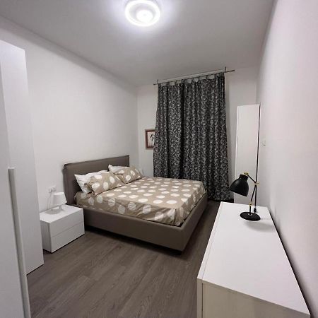 Col Di Lana Apt Milano Eksteriør billede